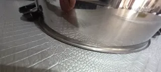 Pentola ovale Lagostina capiente