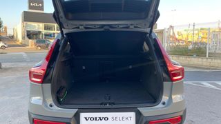 VOLVO VOLVO XC40 XC40 Plus, B3 Mild Hybrid, Gasolina, Dark