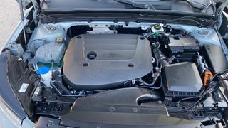 VOLVO VOLVO XC40 XC40 Plus, B3 Mild Hybrid, Gasolina, Dark