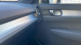 VOLVO VOLVO XC40 XC40 Plus, B3 Mild Hybrid, Gasolina, Dark
