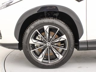 MG MG HS HEV 1.5 HEV EHS HYBRID+ 224 LUXURY 224 5P