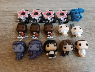 Figuras Kinder Joy Stranger Things