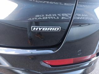 Ford S-Max 2.5 Duratec Atkinson FHEV 140kW Titanium