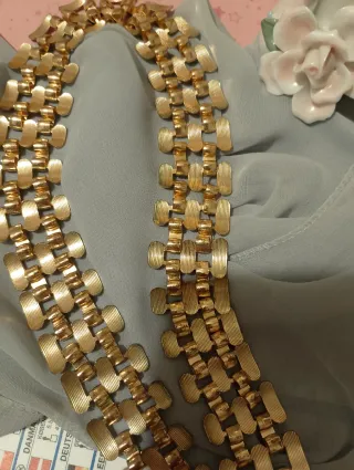 Collana vintage blu e oro