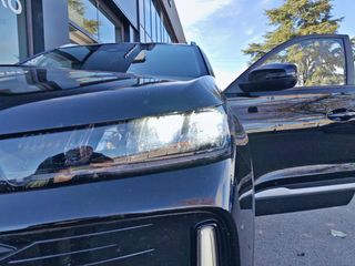 EBRO S400 1.5 DHE HEV Excellence CVT