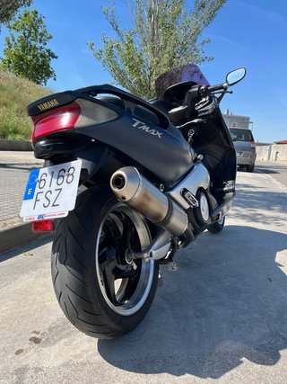 Yamaha TMAX 500 edición NightMax