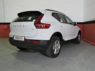 VOLVO XC40 1.5 163CV T3 MOMENTUM CORE