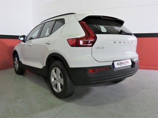 VOLVO XC40 1.5 163CV T3 MOMENTUM CORE