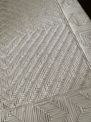 Mesa de centro de mimbre blanca