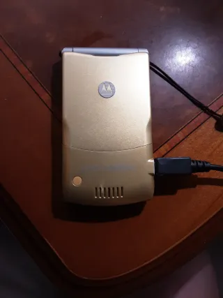 Motorola RAZR V3i Oro dolce e Gabbana