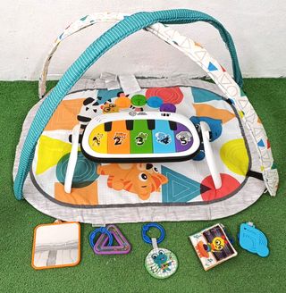 Gimnasio actividades con piano, Baby Einstein