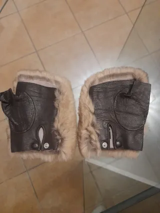 Guanti in pelle foderati in pelliccia