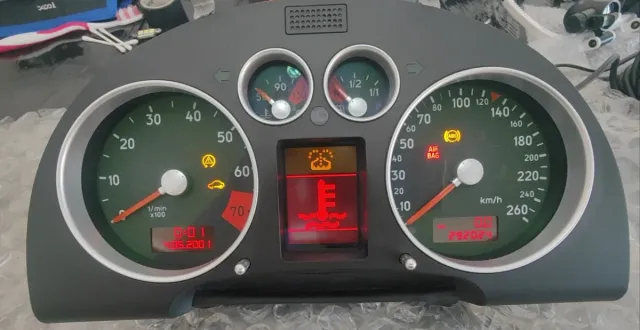 Cuadro instrumentos Audi TT MK1 Reconstruido.