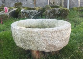 Pila Circular de Granito 48cm