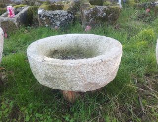 Pila Circular de Granito 48cm