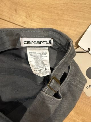 Gorra gris claro Carhartt nueva con etiquetas