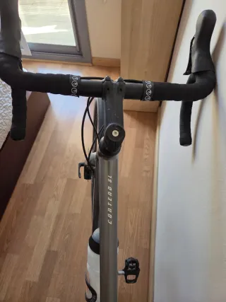 Giant Contend SL 2022 - Bici Carretera