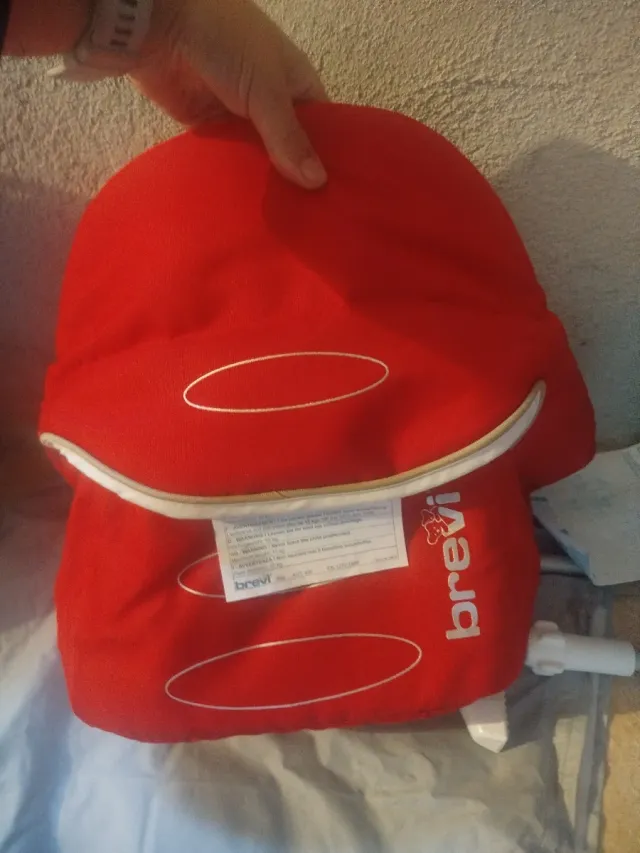 Trona portátil Brevi de mesa second hand for 20 EUR in Santa Maria