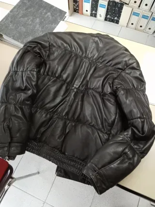 Cazadora de cuero Patricia Talla 54