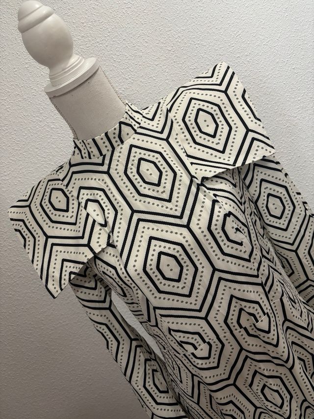 Vestido estampado geométrico