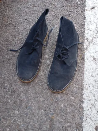 Zapatos tipo Chafamierda azul.