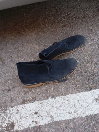 Zapatos tipo Chafamierda azul.