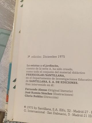 La estatua y el jardincito