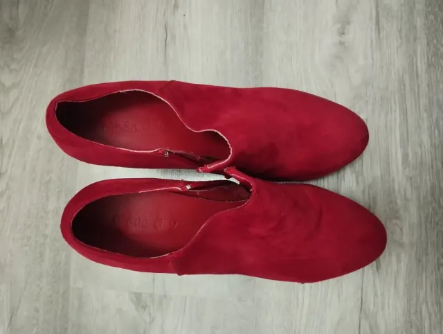 Botines tacón rojos T. 41