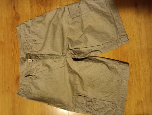 Pantalones cortos Carhartt beige