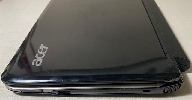 PC Portatile Acer Nero Grigio Piccolo leggi bene