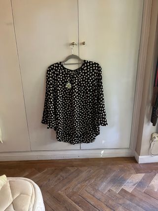 Blusa Zara lunares talla S sin estrenar