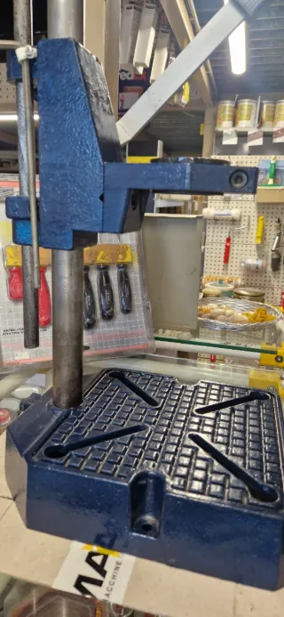 Supporto per trapano a colonna