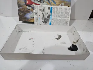 Caja vacía e instrucciones maqueta avión japonés