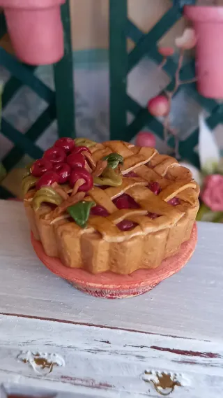 Miniatura crostata per casa delle bambole