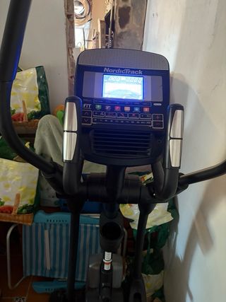 Bicicleta Elíptica C.R.E. Cushioning