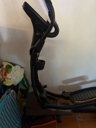 Bicicleta Elíptica C.R.E. Cushioning