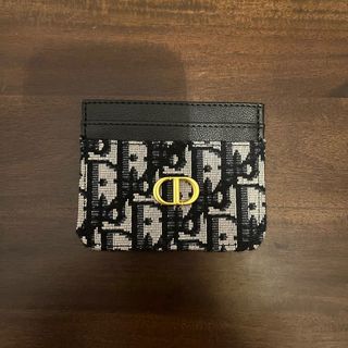 Tarjetero Dior Oblique – Lujo clásico