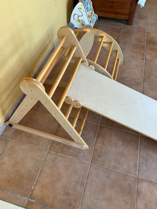 Gimnasio infantil madera