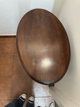 Mesa recibidor ovalada de madera