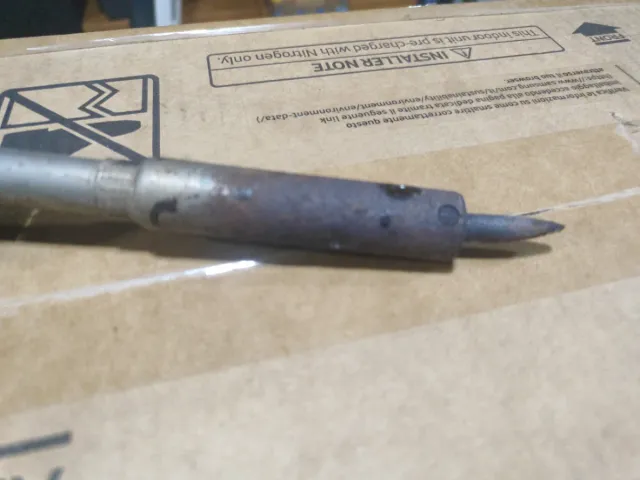 Saldatore a stagno con filo