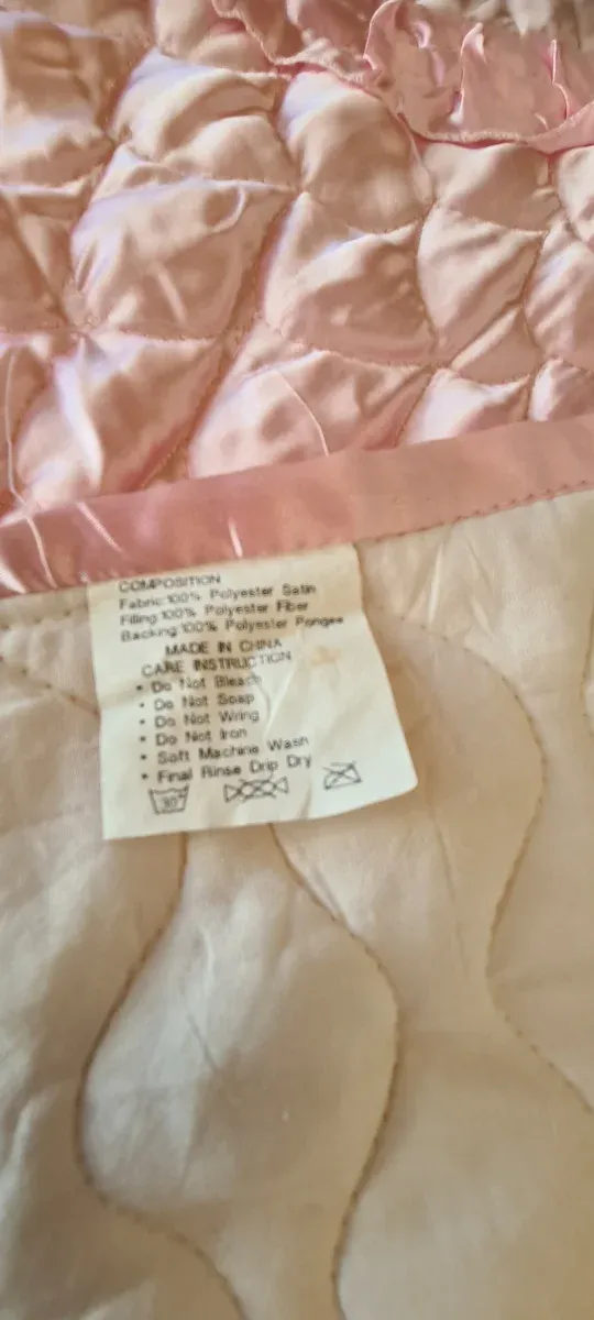 Trapuntino matrimoniale rosa