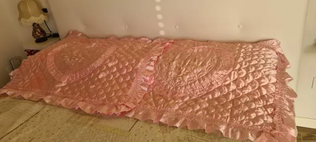 Trapuntino matrimoniale rosa