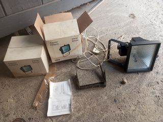 2 Focos Halógenos 500W