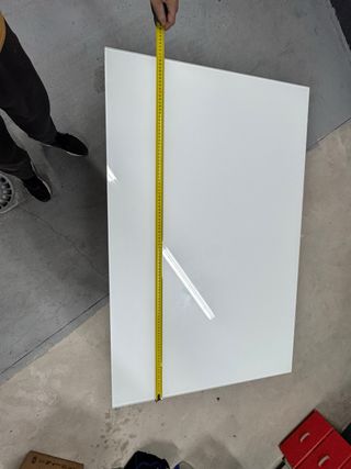 Mesa extensible blanca con 4 sillas