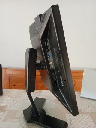 Monitor Dell 19 Negro/Plata
