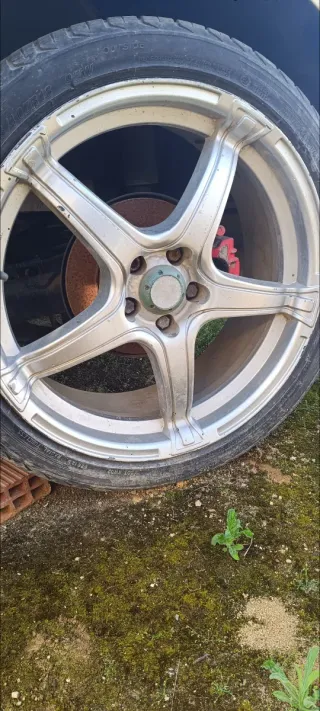 Llantas Volkswagen 18 pulgadas.  5 x 100.