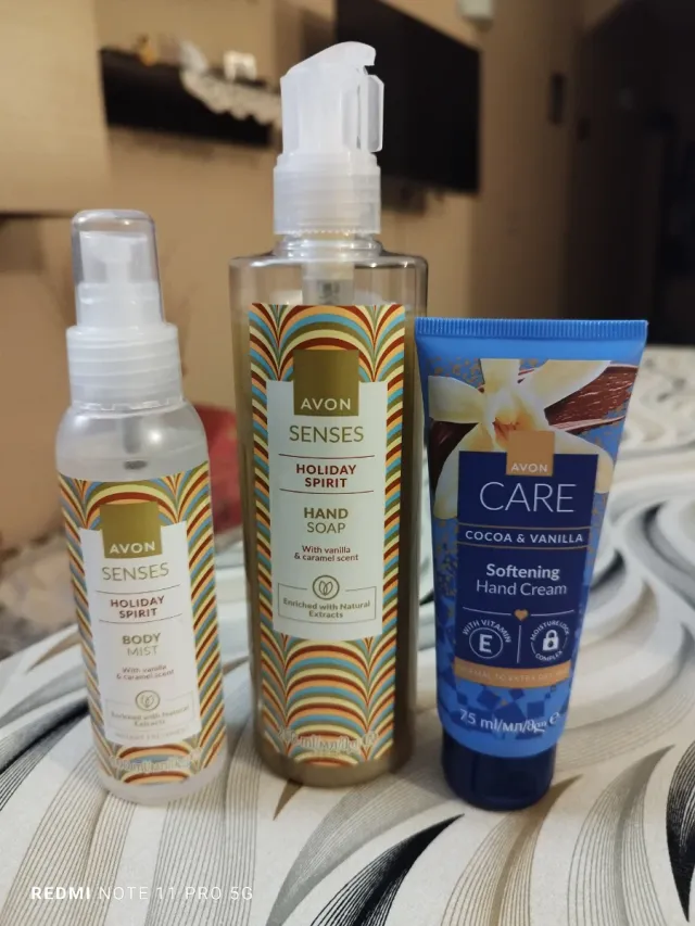 Set Avon Senses Holiday Spirit + Care