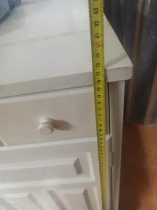 Cómoda mesita aparador vintage