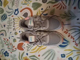 Deportivas Adidas niña grises y rosas