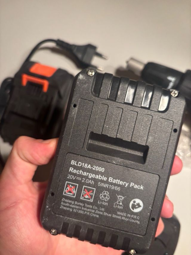 Destornillador VEVOR 20V con 2 baterías